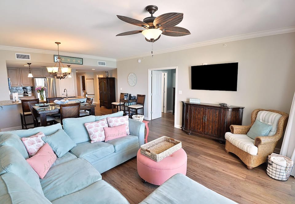 Condo, Multiple Beds (Grandview East 702) | Living area | TV