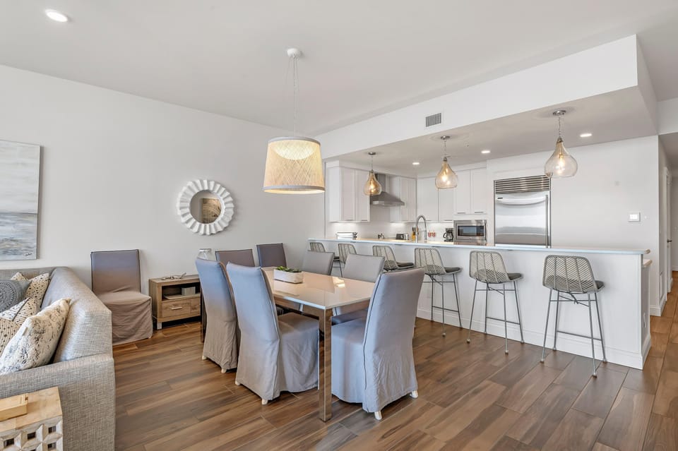 Condo, Multiple Beds (Vista Del Mar 806) | Interior