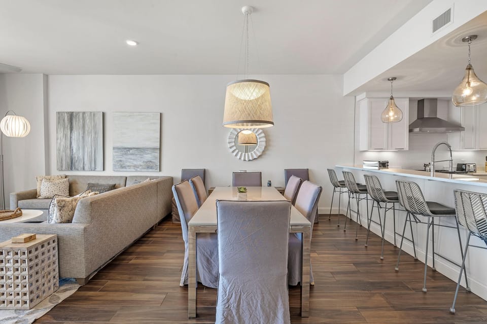 Condo, Multiple Beds (Vista Del Mar 806) | Dining