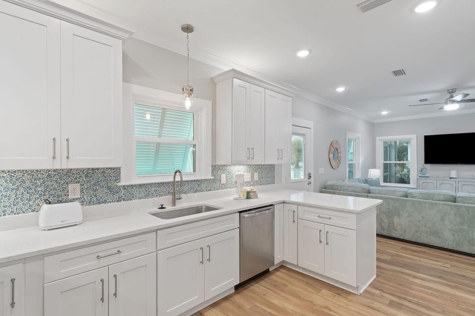 House, Multiple Beds (Barefoot Bungalow at Rookery) | Private kitchen | Oven, toaster, paper towels
