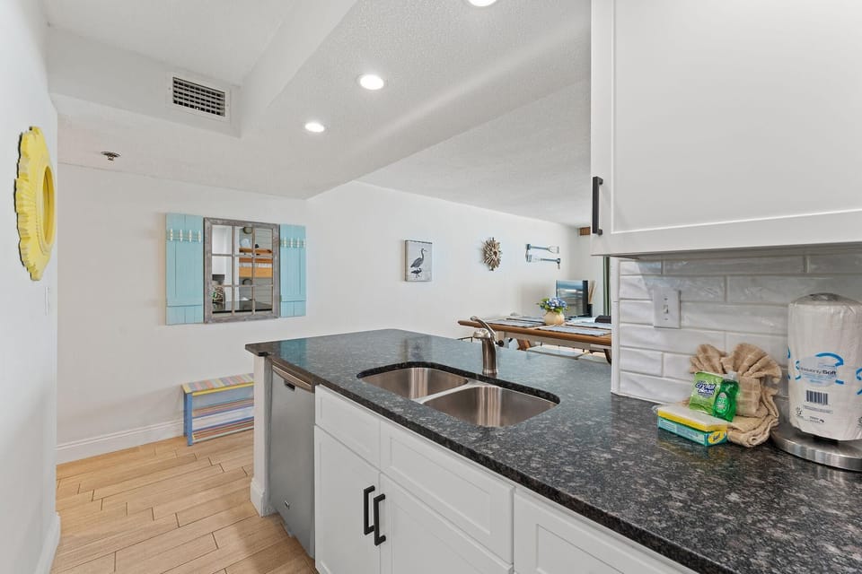 Condo, 1 King Bed with Sofa bed (Perdido Sun 502) | Interior