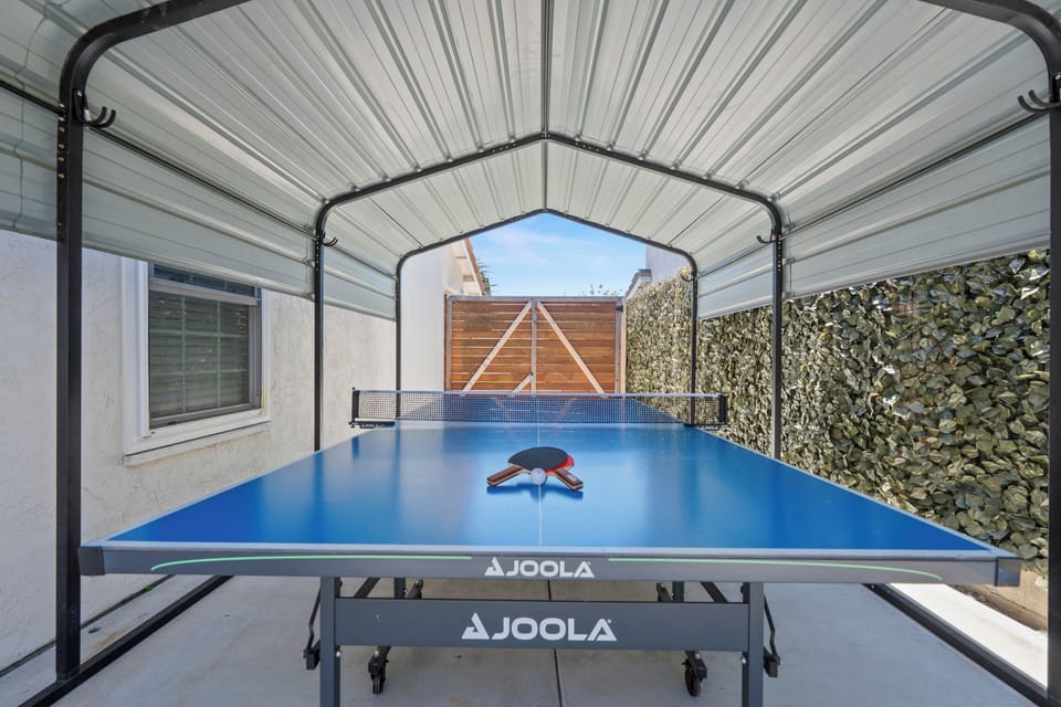 Rain or shine, the fun continues with ping pong!
