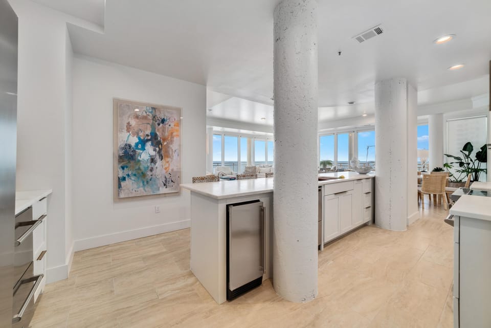 Condo, Multiple Beds (La Playa 603) | Private kitchen | Oven, toaster, paper towels
