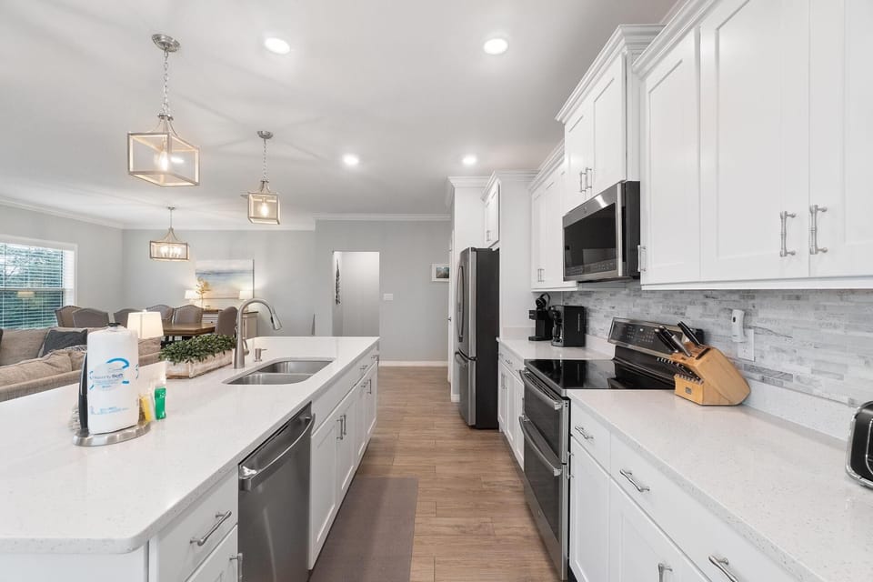House, Multiple Beds (Slow M'Ocean at Lost Key Villas) | Private kitchen | Oven, toaster, paper towels