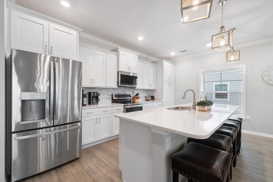 House, Multiple Beds (Slow M'Ocean at Lost Key Villas) | Private kitchen | Oven, toaster, paper towels