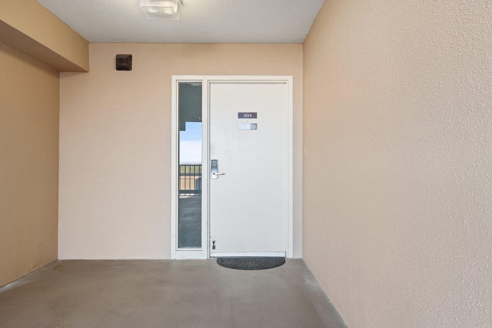 Condo, Multiple Beds (Phoenix I 1058) | Interior