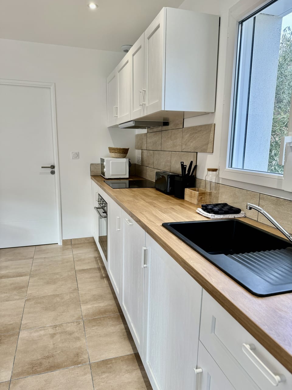 Kitchen (1)
