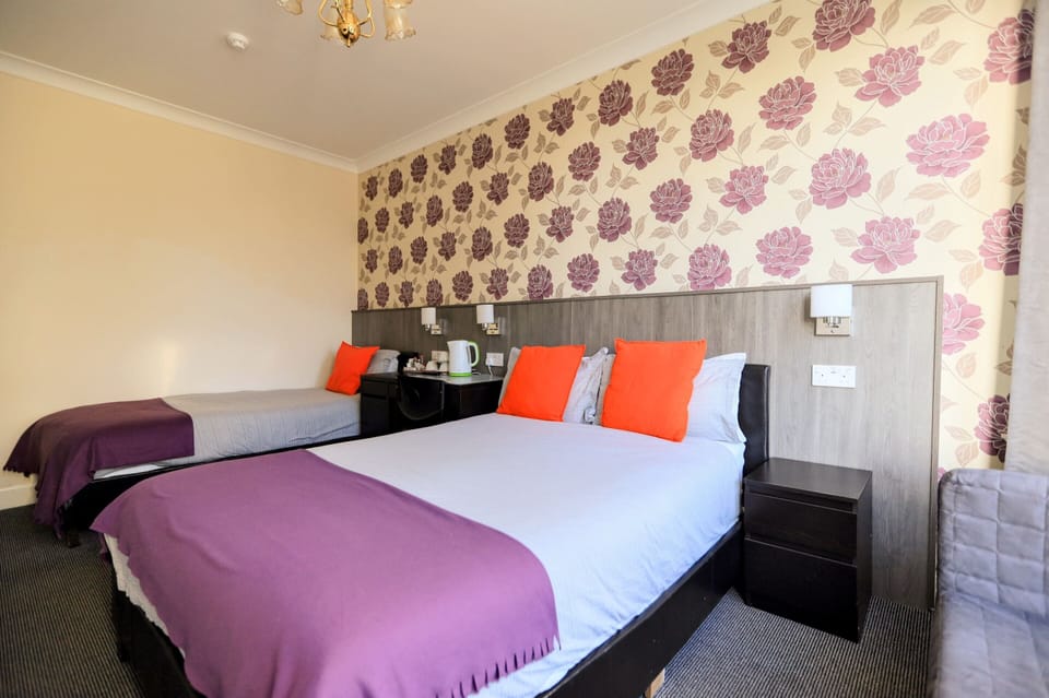 Deluxe Suite, Ensuite, Mountain View