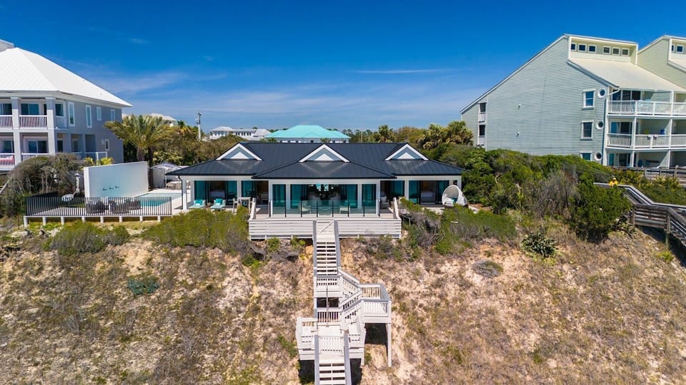 House, 4 Bedrooms | Exterior