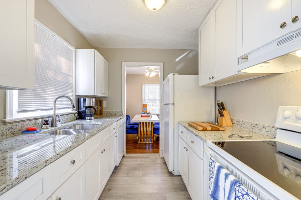 House (3 Bedrooms) | Interior