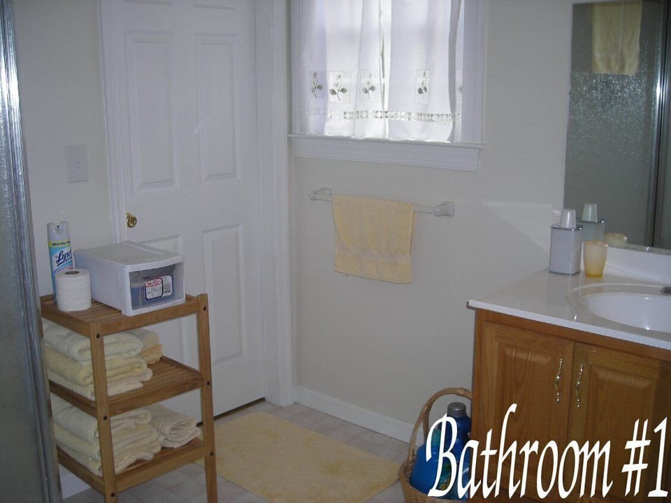 Primary Bedroom Full Bedroom