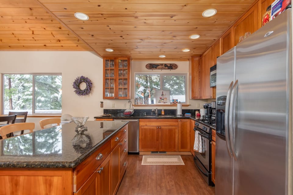 Kitchen 1