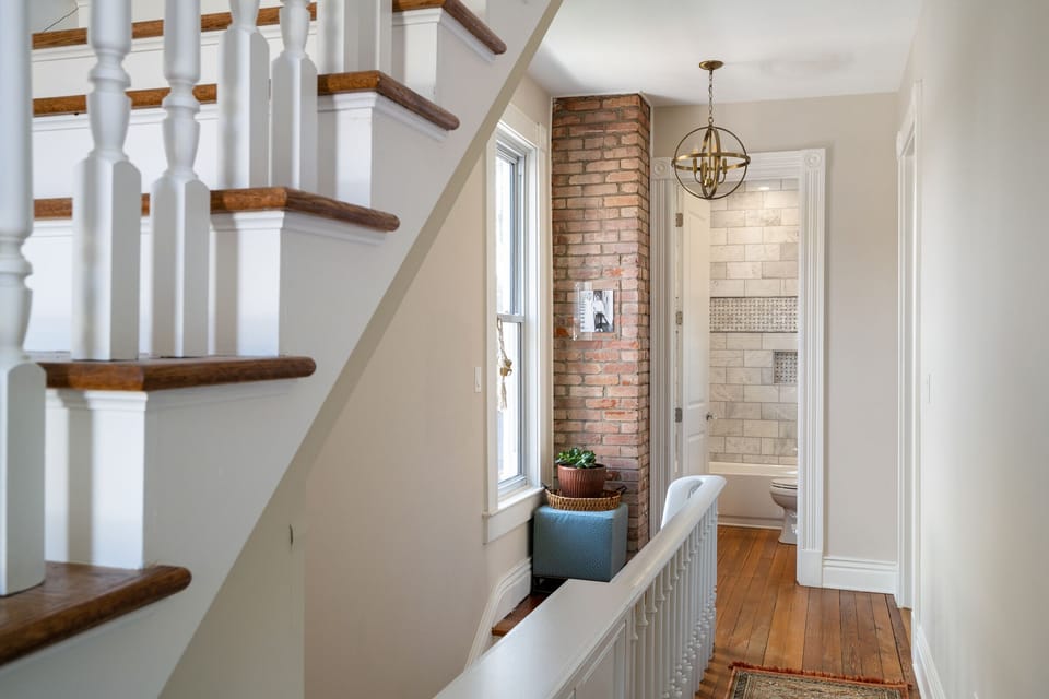 2nd Floor Hallway (Main House)