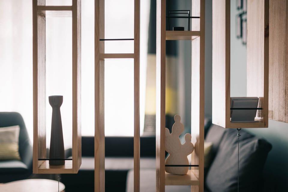 Design Studio Suite | Laptop workspace, WiFi (free), individually decorated