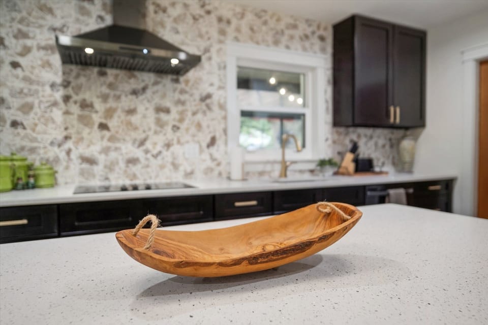 Convenient pass through window to outdoor snack bar
