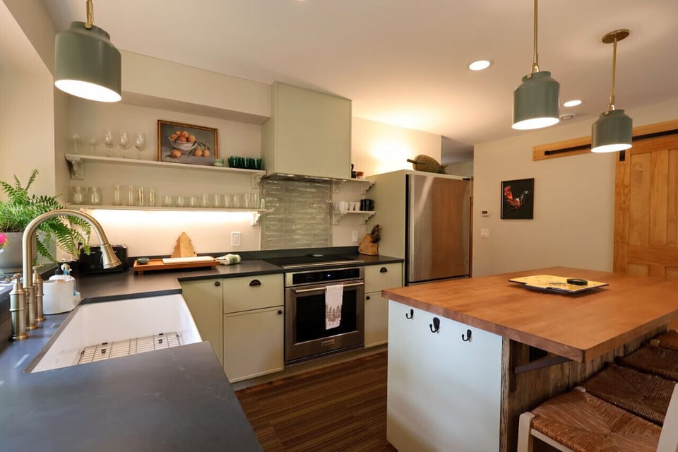 Fully equipped kitchen