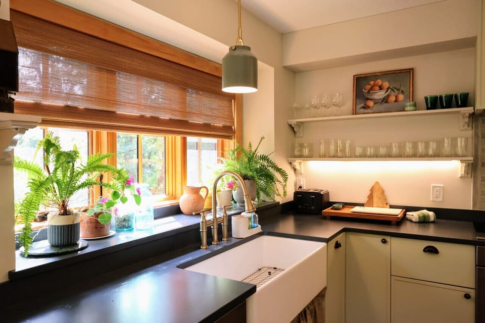 Fully equipped kitchen