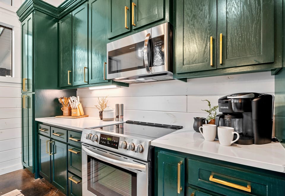 Everything you need for a home-cooked meal is right here. Feel like a chef in our stylish and functional kitchen!