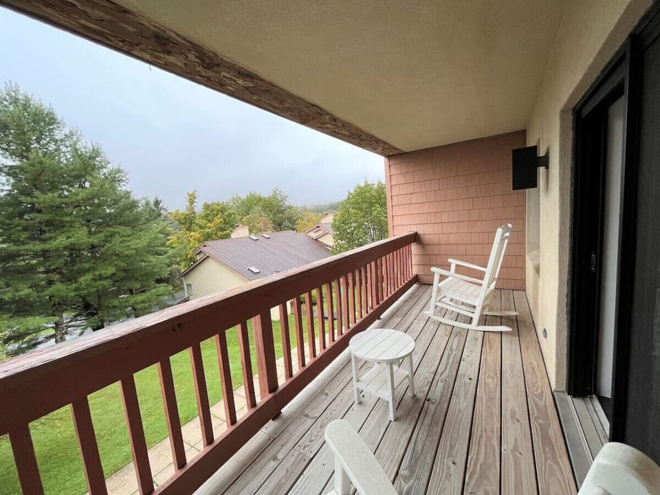 Deck with seating and amazing views of the mountain.