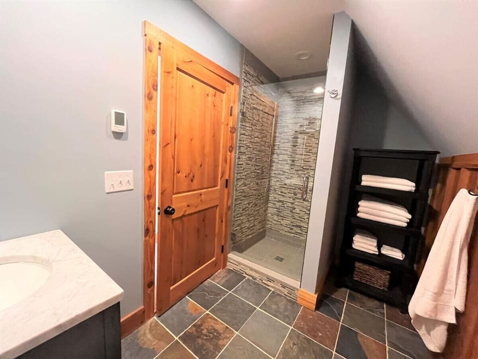 3rd Bathroom- 2nd Level