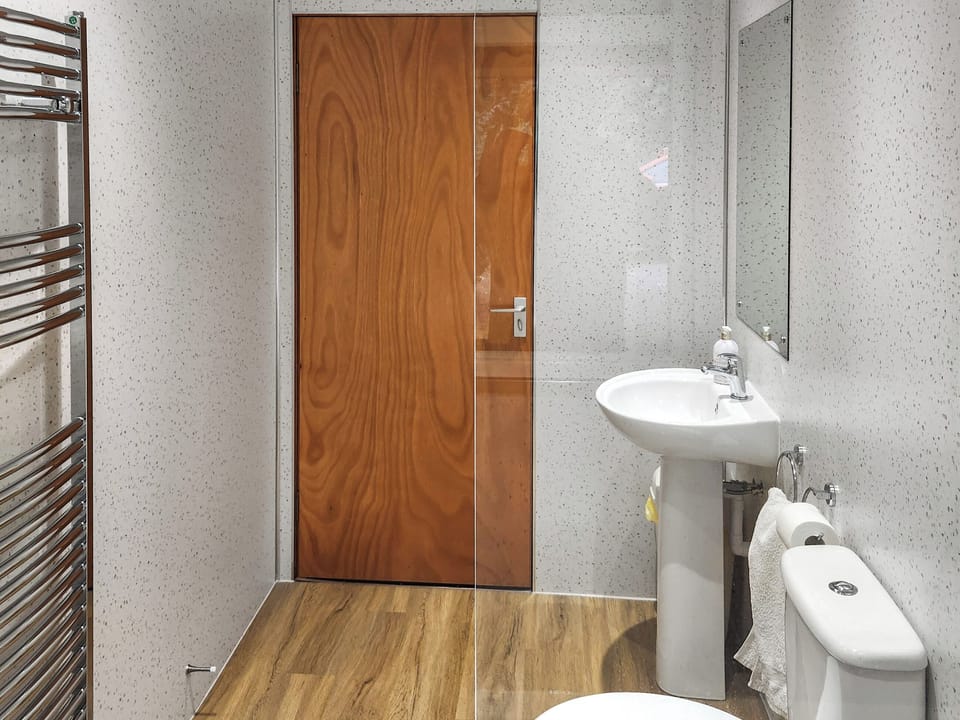 Bathroom | Smiddy Cottage, Alyth