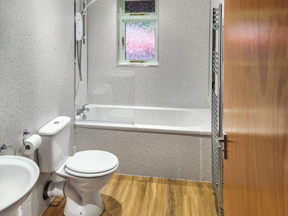 Bathroom | Smiddy Cottage, Alyth
