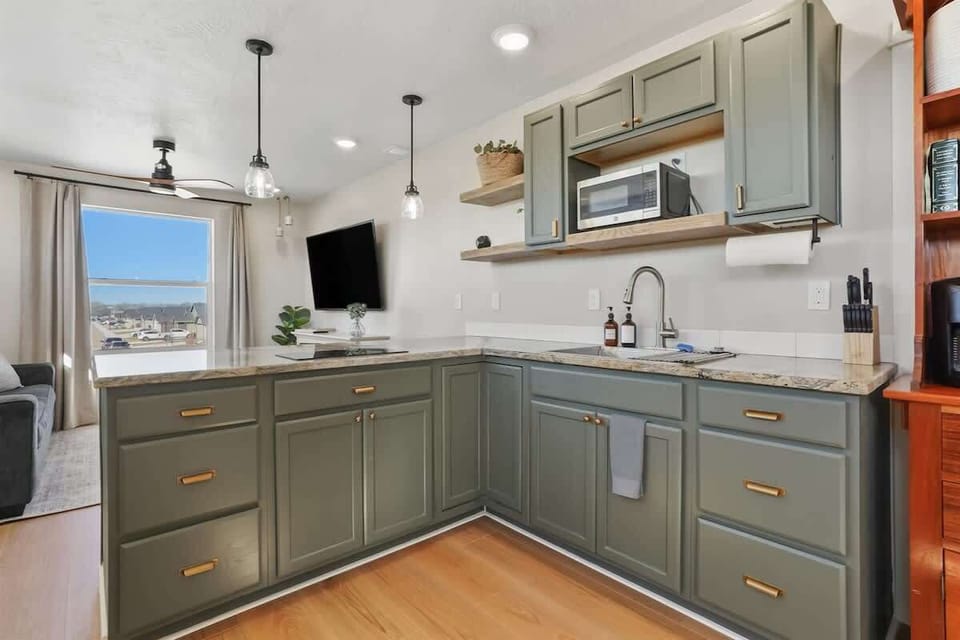 Kitchenette