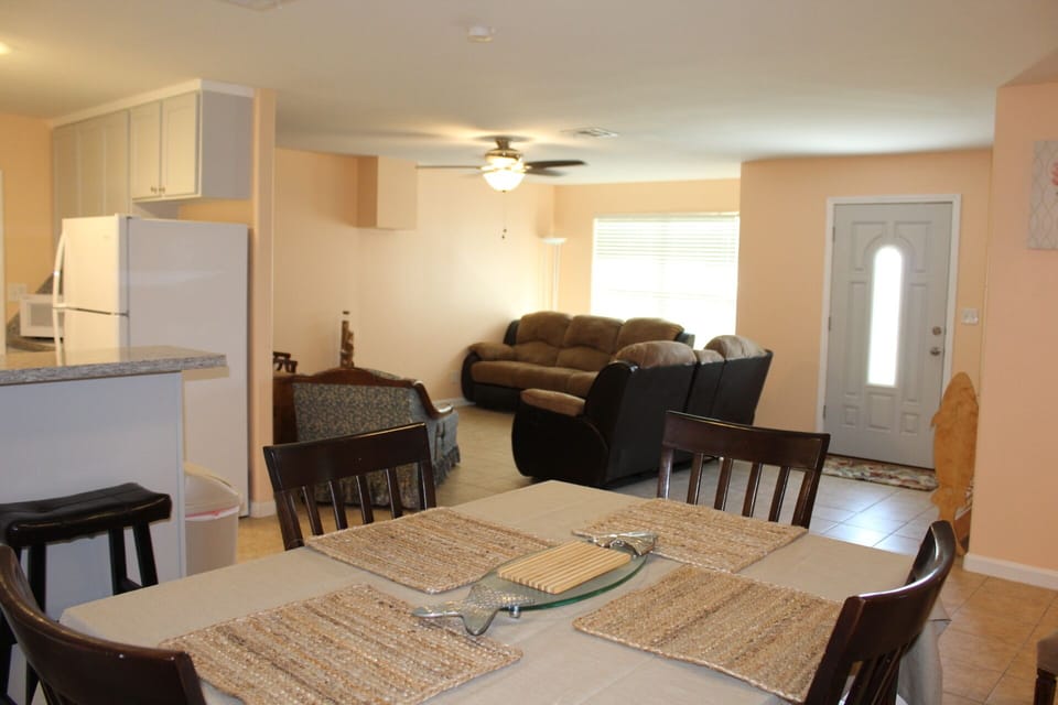 Kitchen-Living Room