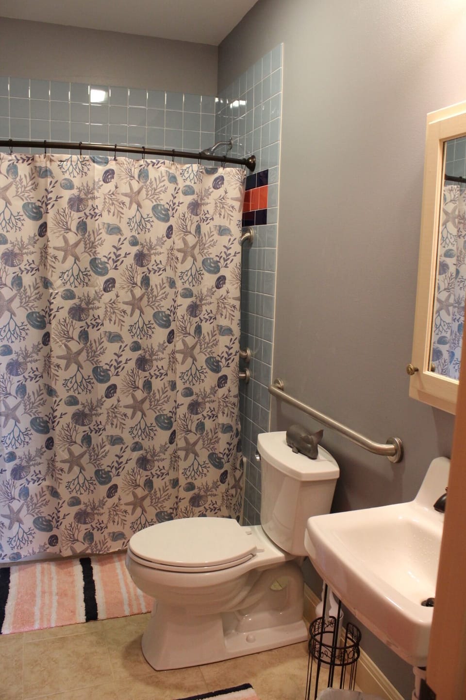 Bathroom 1 Down