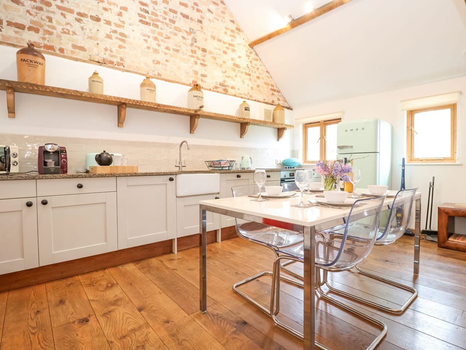 Fridge, dishwasher, electric kettle, toaster