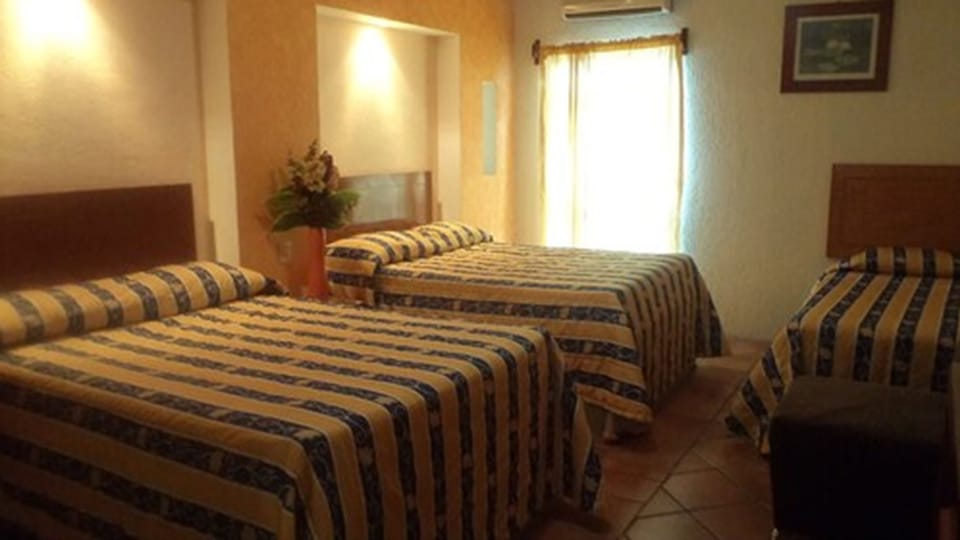 Family Room | Iron/ironing board, free WiFi, wheelchair access