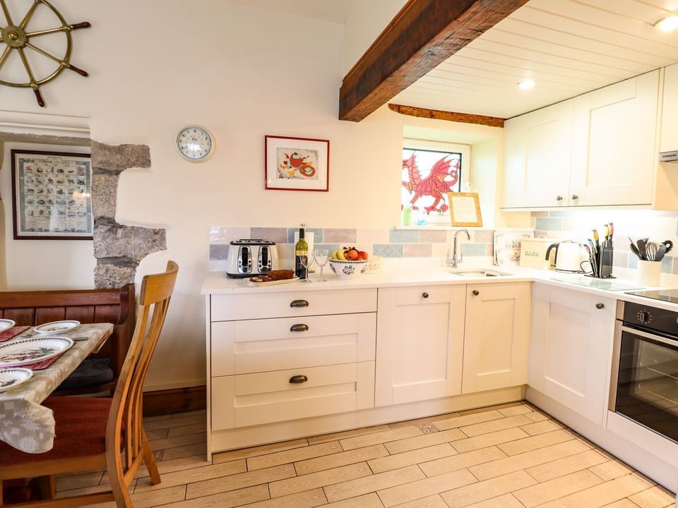 Fridge, dishwasher, electric kettle, toaster