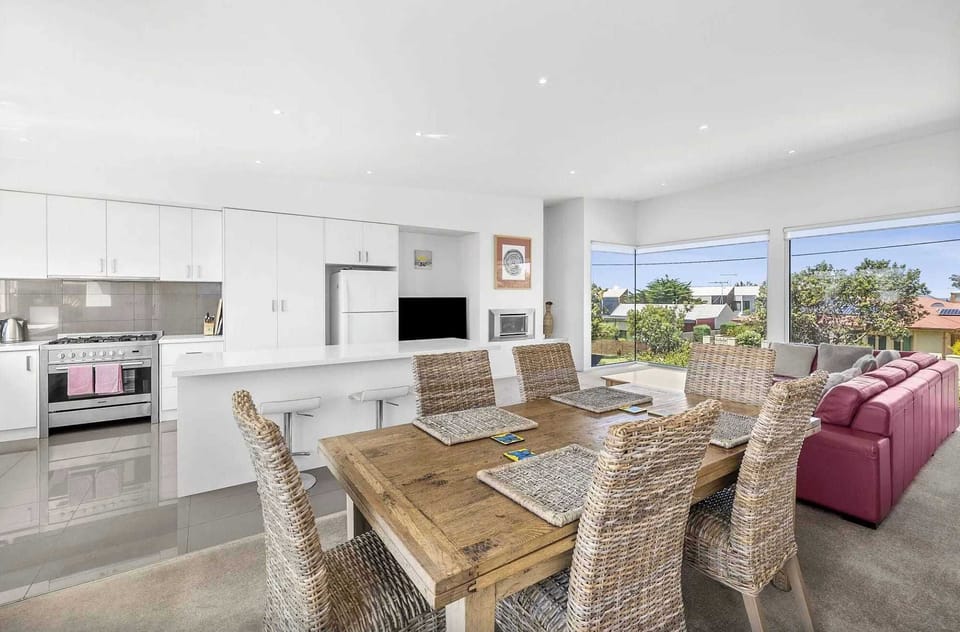 Embrace the coastal charm of Torquay at this contemporary 2-bedroom retreat