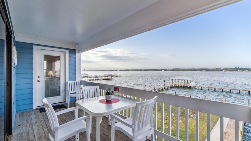 Balcony with Lagoon Views