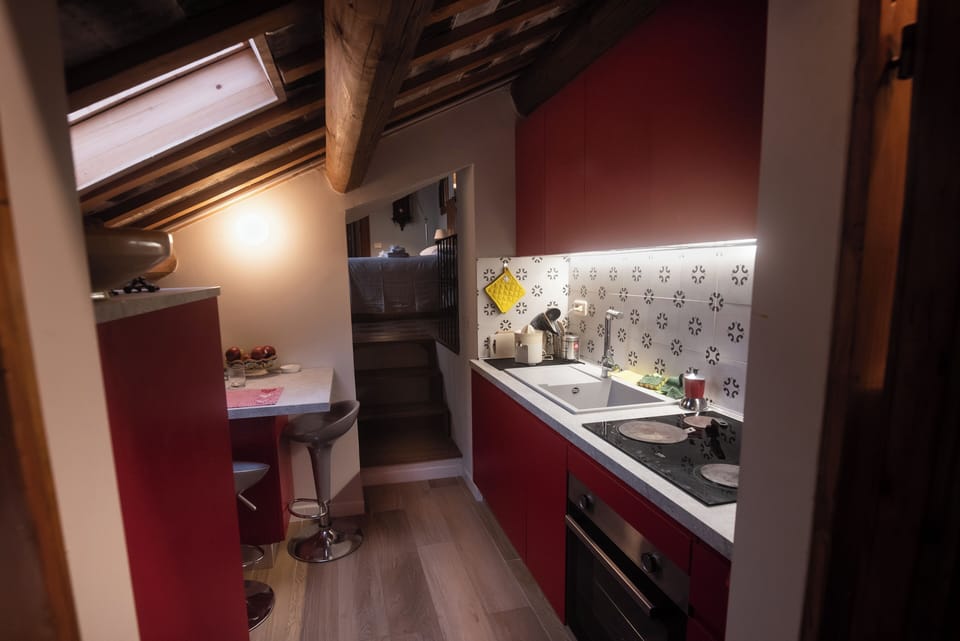 Exclusive Suite | Private kitchen | Espresso maker, coffee/tea maker, electric kettle