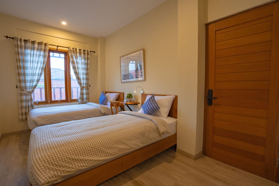 Individually furnished, free WiFi, bed sheets