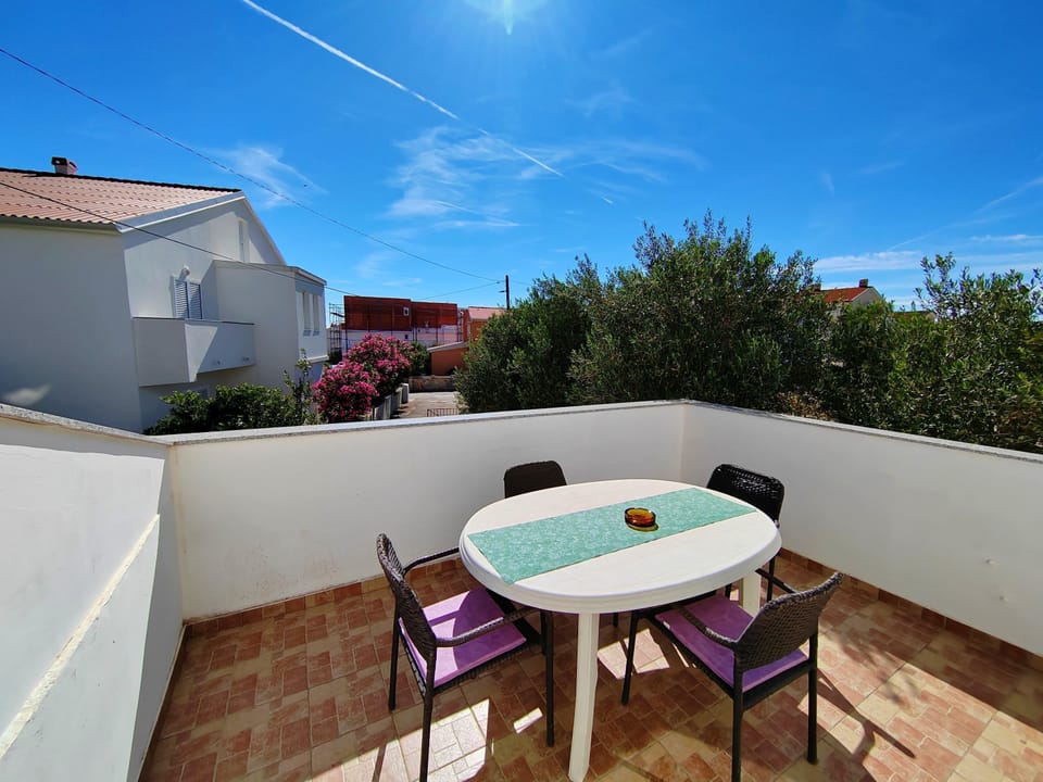 Apartment, 1 Bedroom, Balcony, Garden View | Outdoor dining
