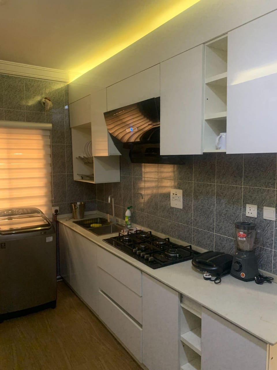 Apartment | Private kitchen | Fridge, microwave, stovetop, cookware/dishes/utensils