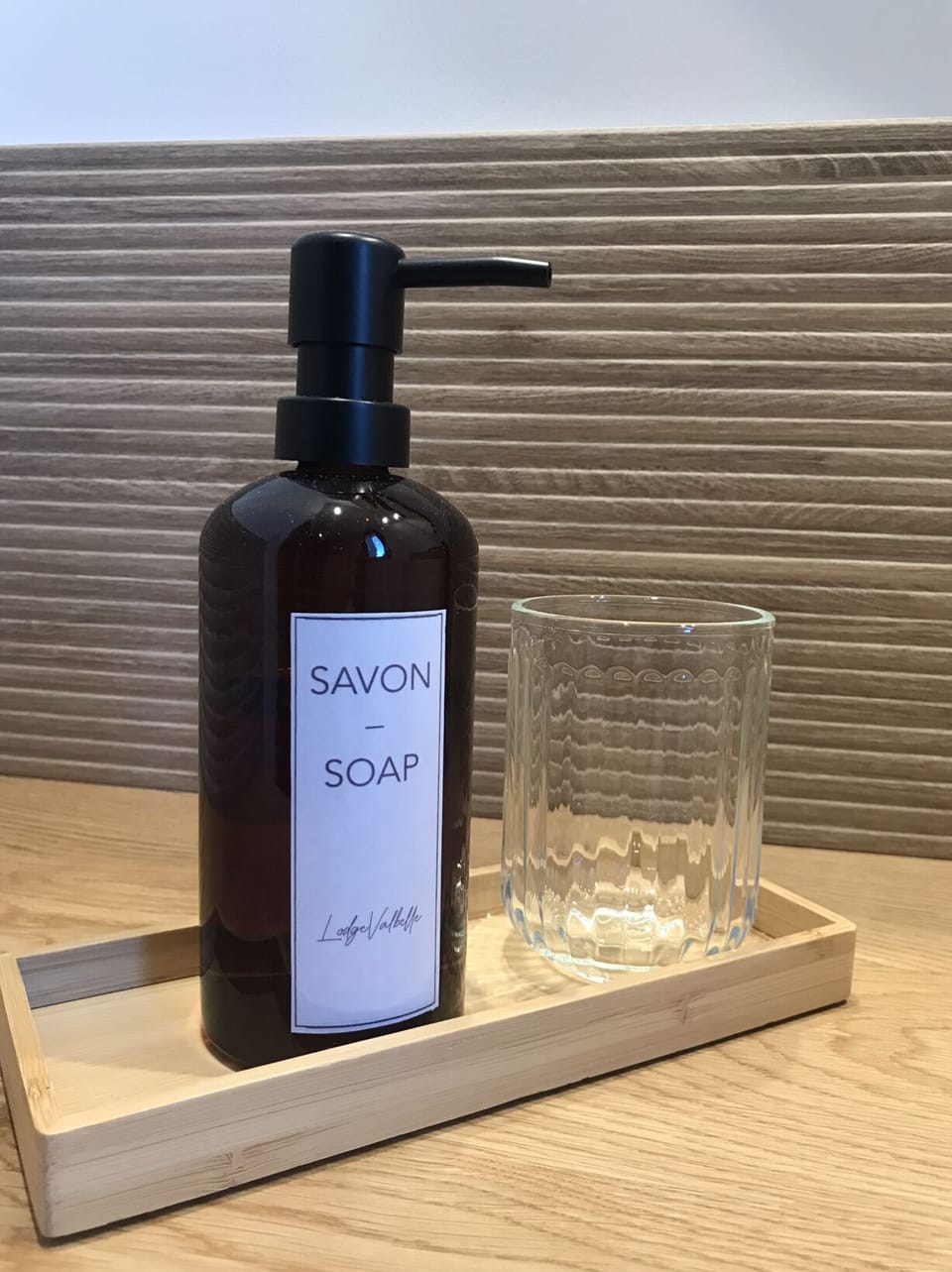 Bathroom amenities