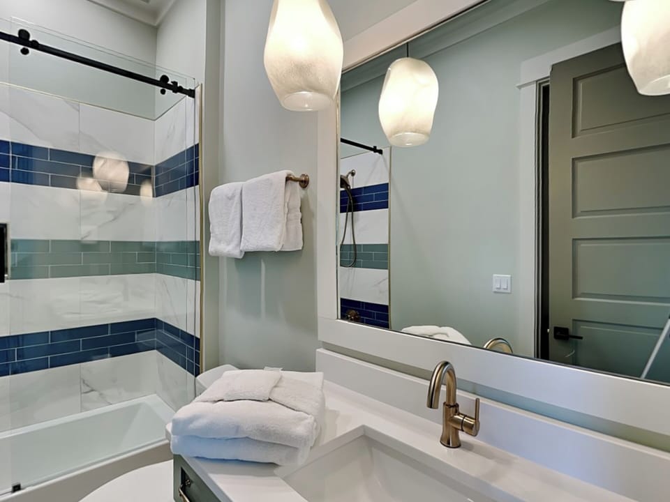 Jack and Jill Bathroom - Opens to First Bedroom and Hall