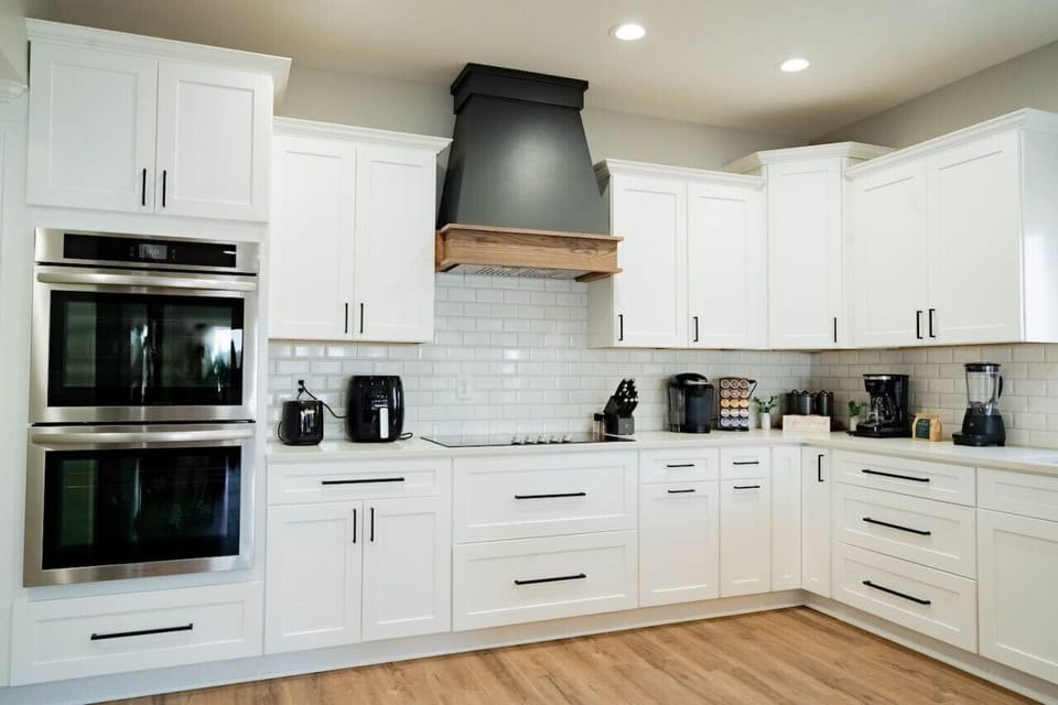 Brand new stainless appliances for all the cooking