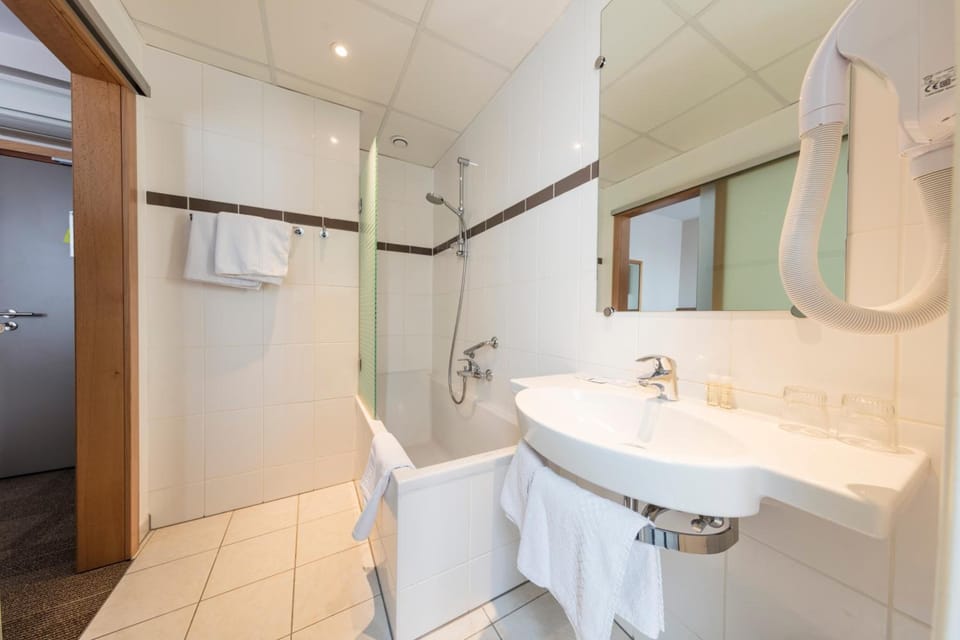 Free toiletries, hair dryer, towels