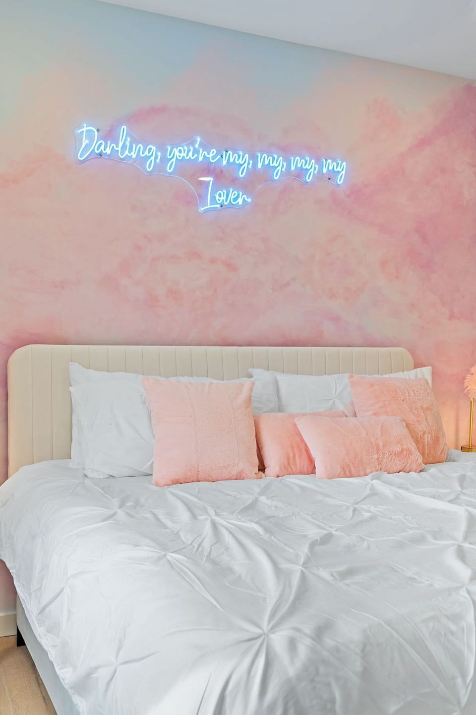 Lover Bedroom (2)
