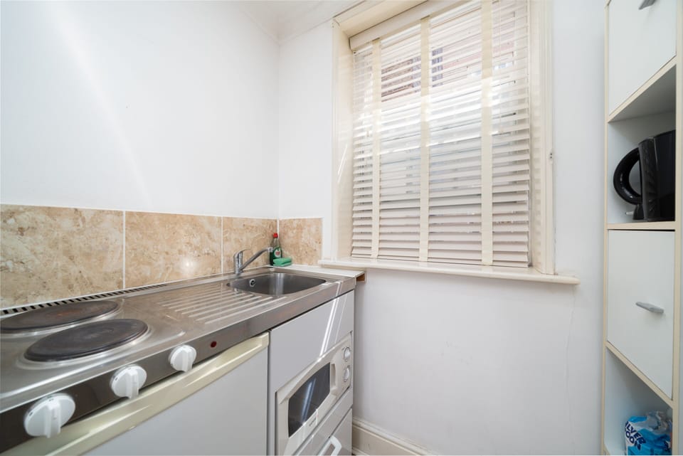 Kitchenette 