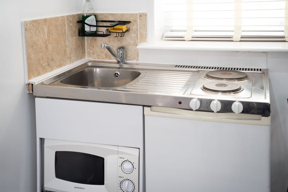 Kitchenette 