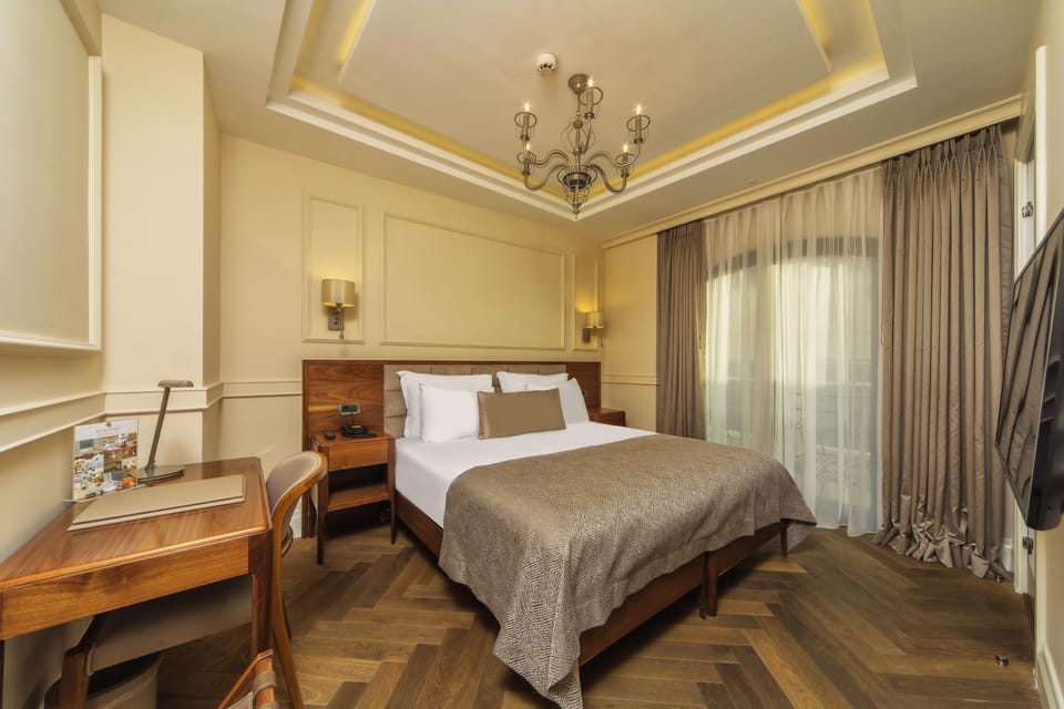 Premium bedding, minibar, in-room safe, desk