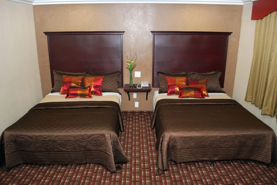 Double Room | Desk, free WiFi