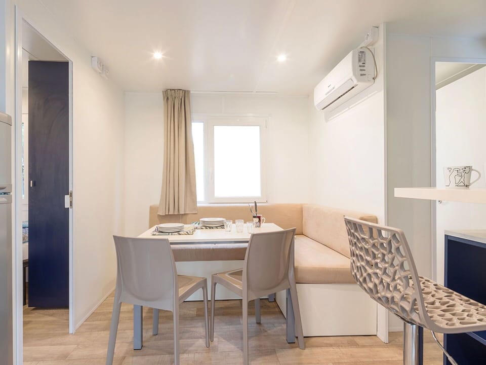 Table, Furniture, Chair, Window, Wood, Interior Design, Door, Building, Shade