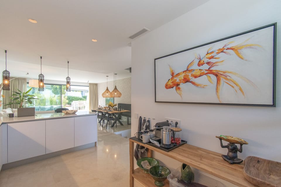Kitchen and dining area
