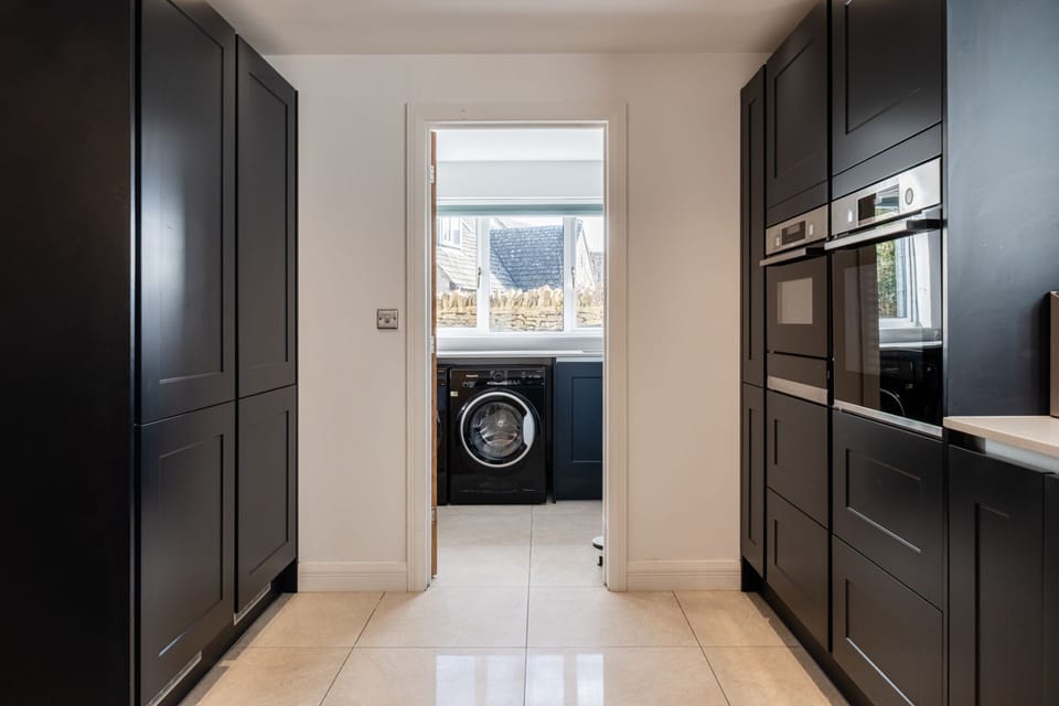 Nursery End House Kitchen/Diner - StayCotswold